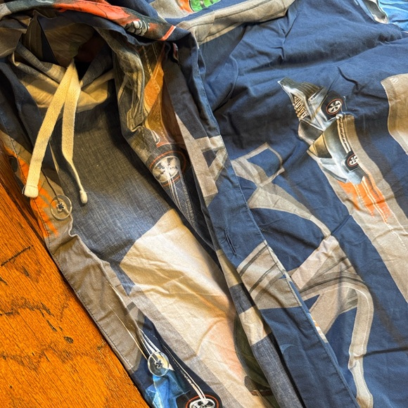 Pottery Barn Kids Hot Wheels Twin Duvet with Two Standard Shams - Picture 7 of 8